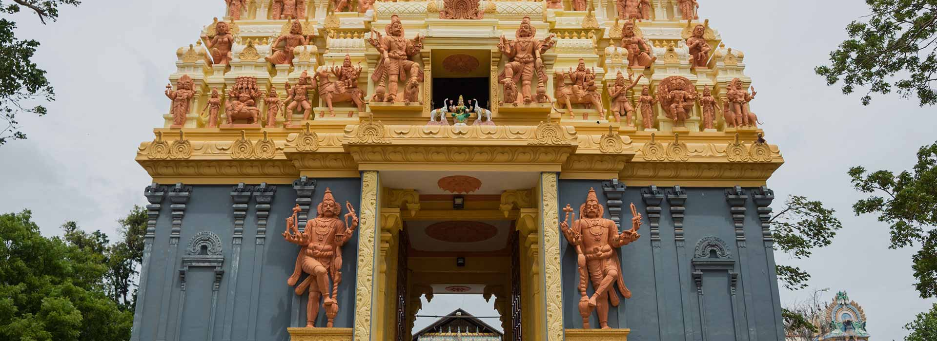 இனிசுவில் தமிழ் இணையவழி வானொலி